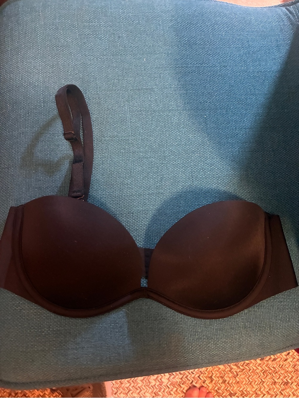 NWOT Victoria secret Black Push-Up Bra